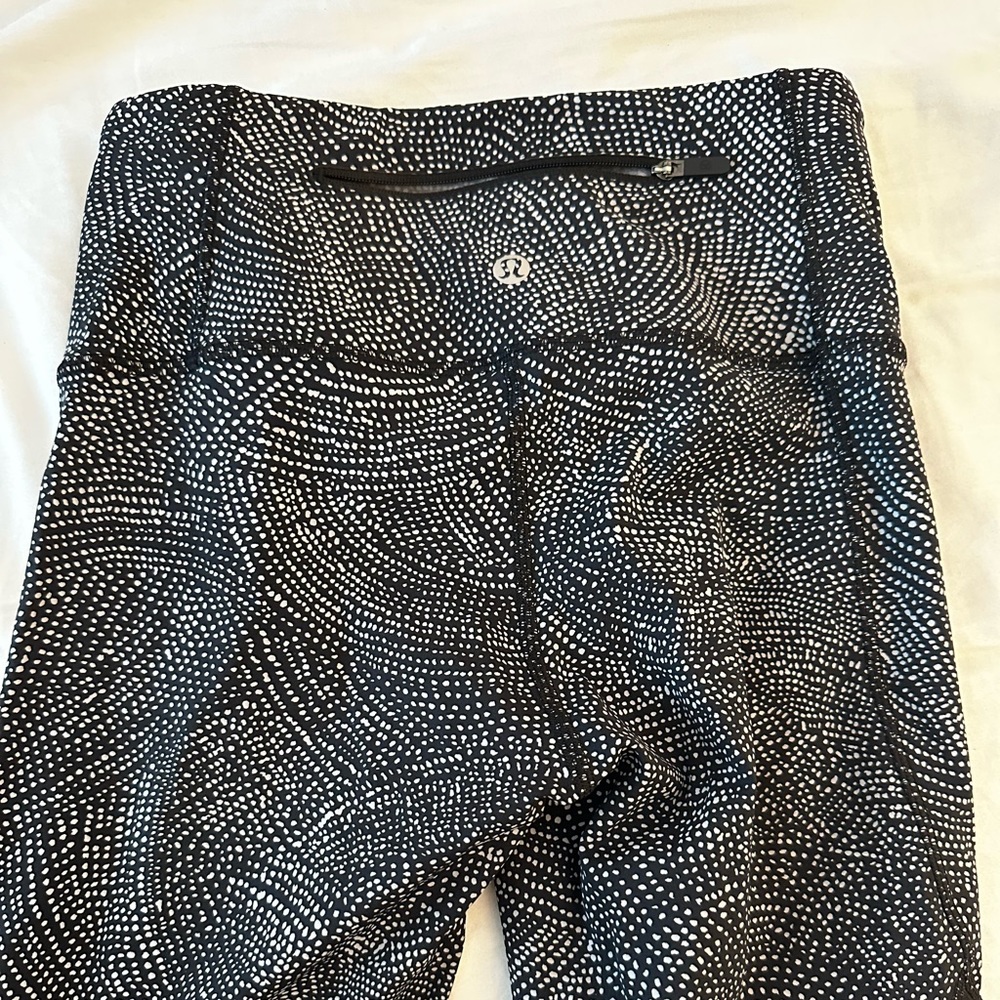 Lululemon Wunder under leggings NWOT